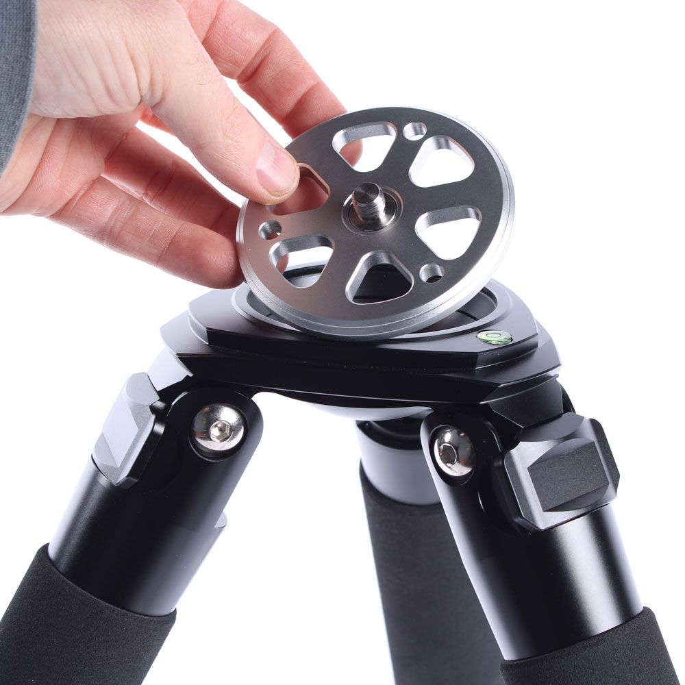 Apertura CF40 detaching mount puck