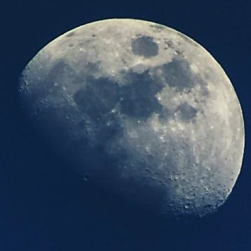 {{Image of the moon}}