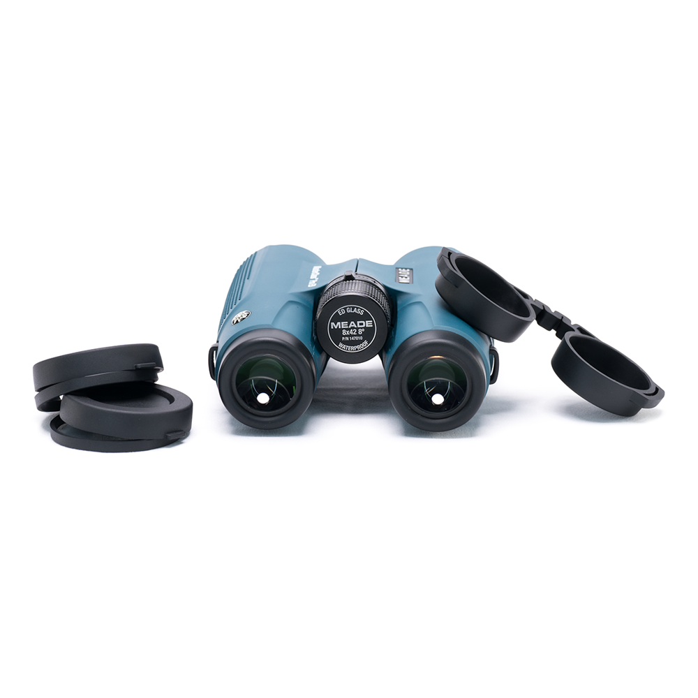 Meade Masterclass Binoculars eyepiece side image with lens and eyepiece caps