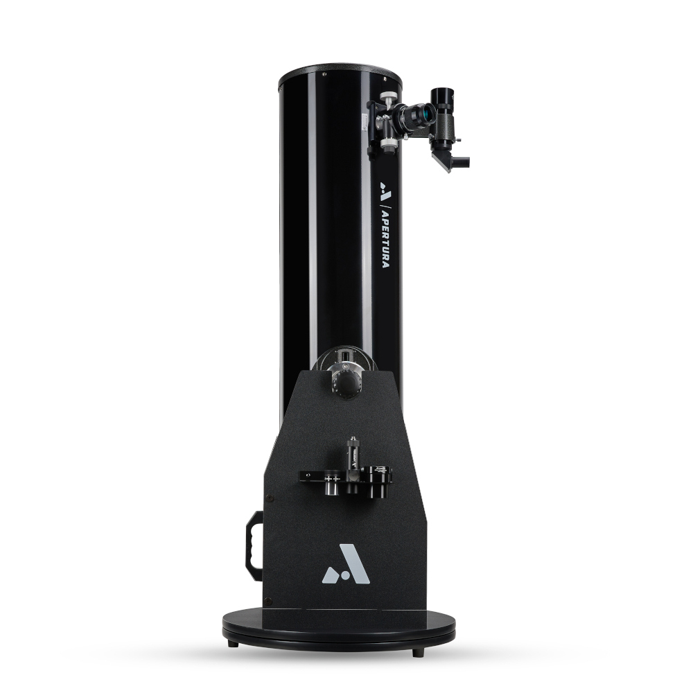 {{Apertura AD10 Dobsonian telescope, long view with tube pointing straight up}}