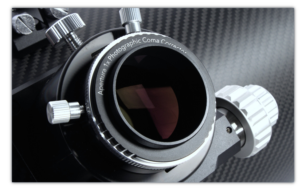 Close up of Apertura 1XPCC inserted in focuser