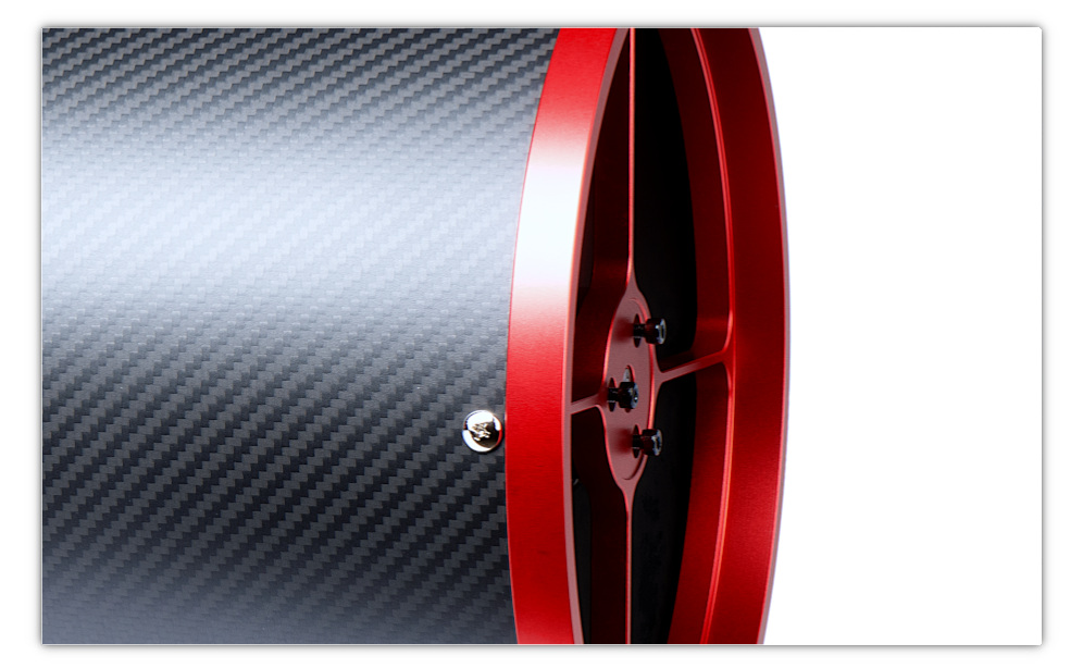 Close up of spider vanes