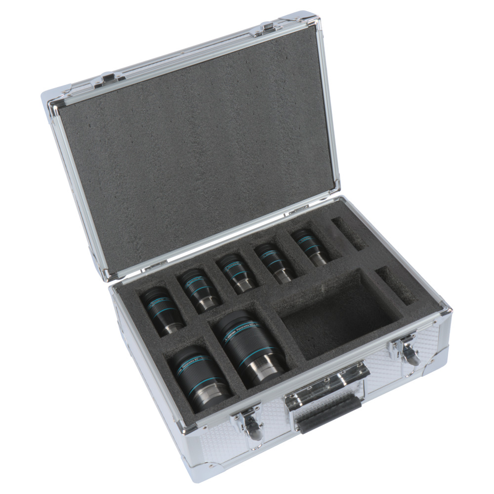 Apertura Panorama Eyepiece Kit installed in the included hard case