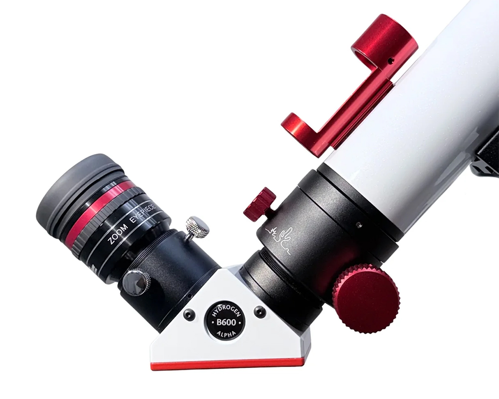 Close up of the rack and pinion focuser