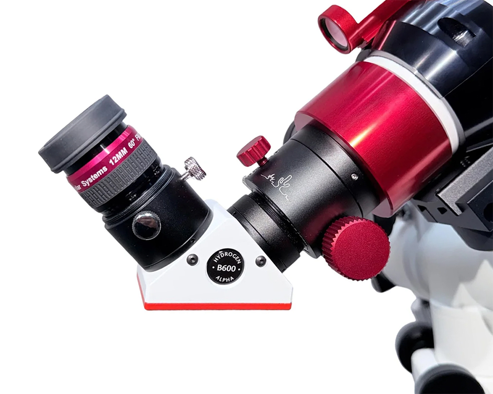Close up of the rack and pinion focuser