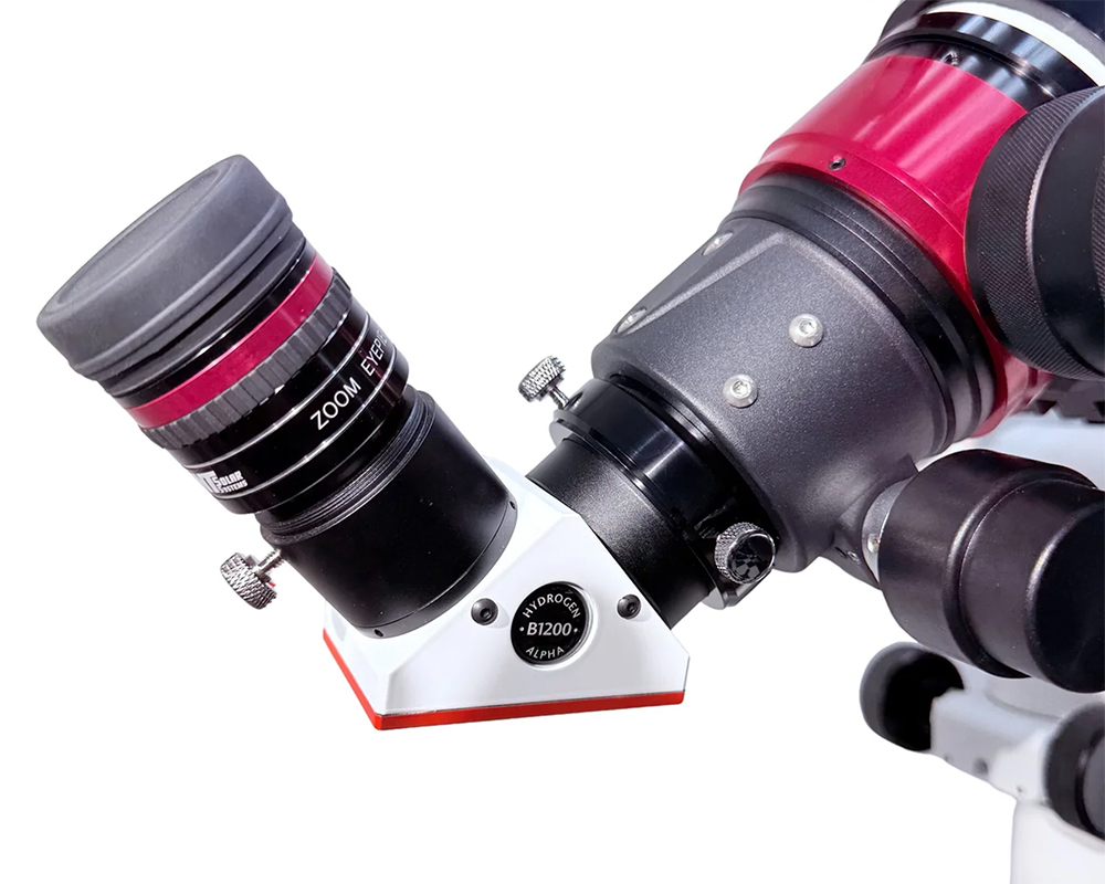 Close up of the rack and pinion focuser