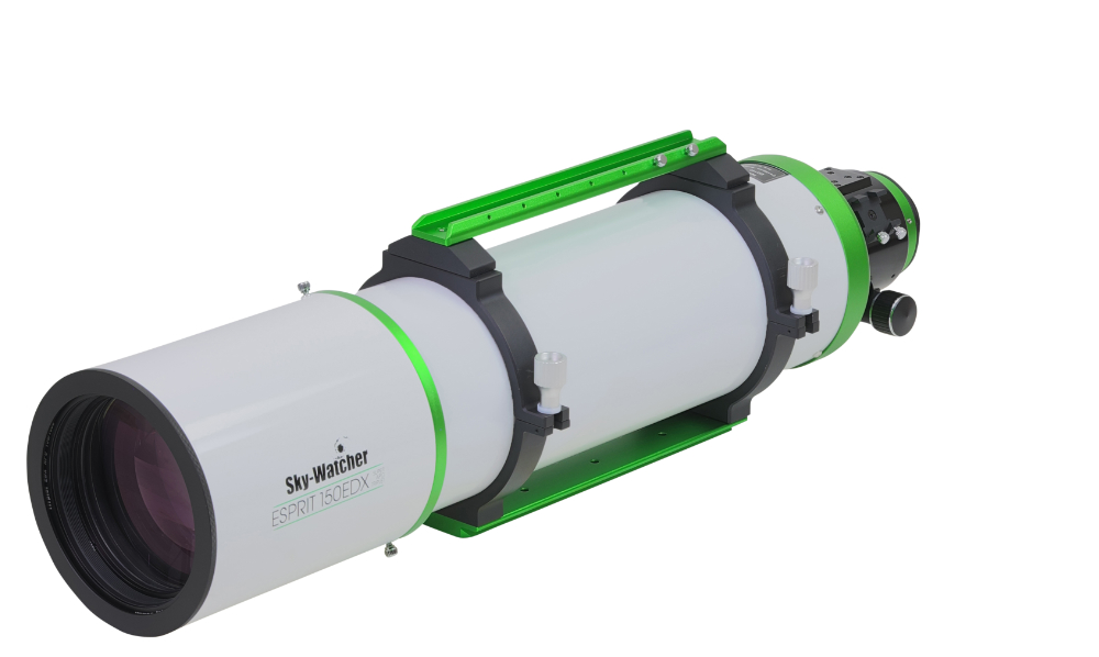 Sky-Watcher Esprit 120 EDX Triplet Super APO front left facing