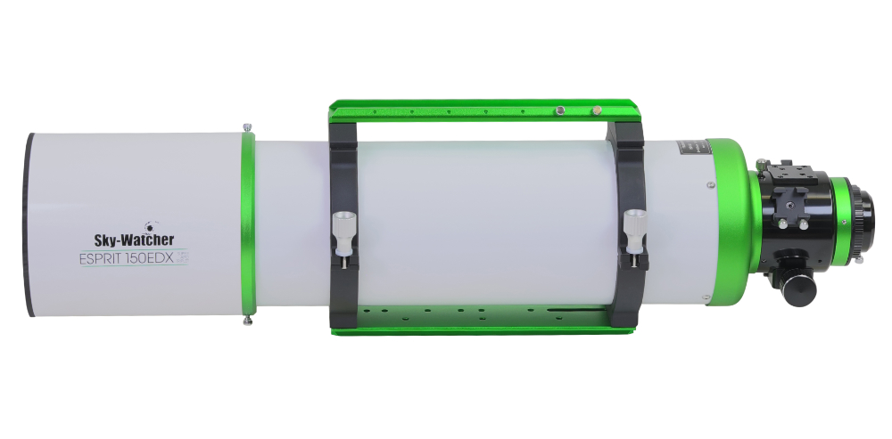 Sky-Watcher Esprit 120 EDX Triplet Super APO side right facing