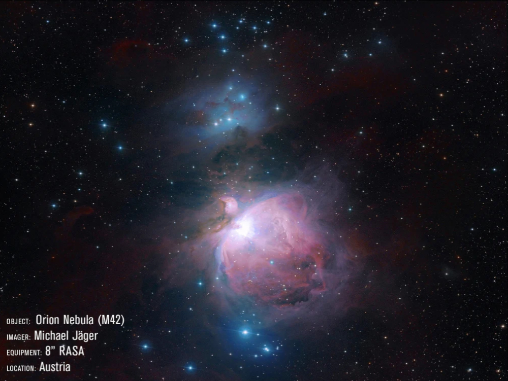 {{Apertura AD8 Dobsonian telescope, view of front of tube with eyepiece and spotting scope }}