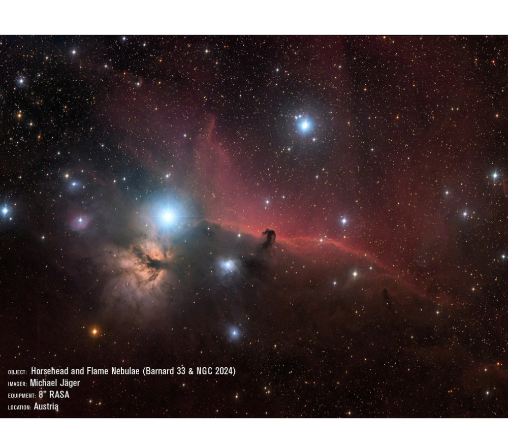 {{Apertura AD8 Dobsonian telescope, view of front of tube with eyepiece and spotting scope }}
