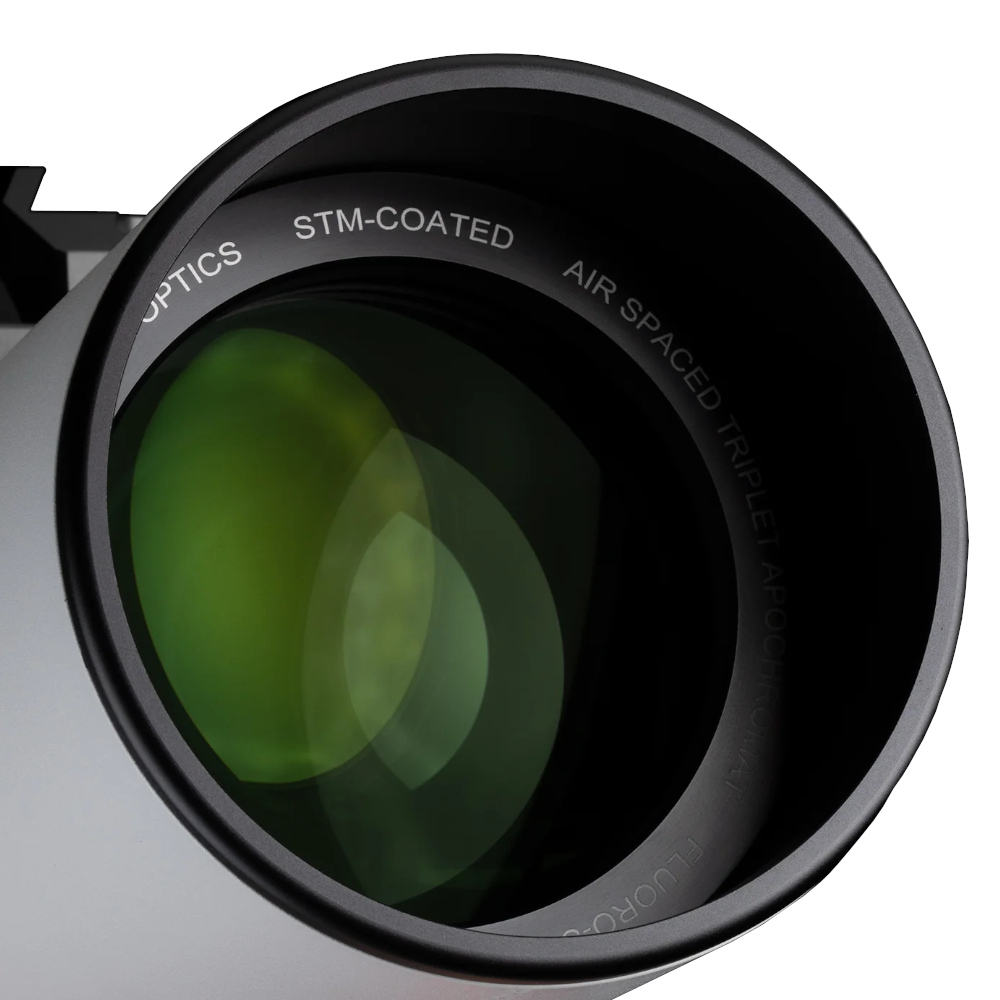 Close up of the FLT91's front lens