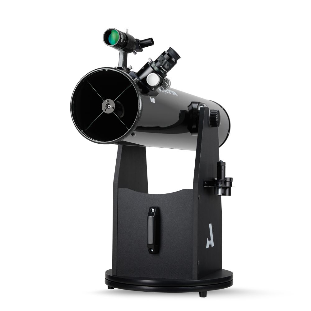 {{Apertura AD8 Dobsonian reflector telescope, front of tube facing camera}}