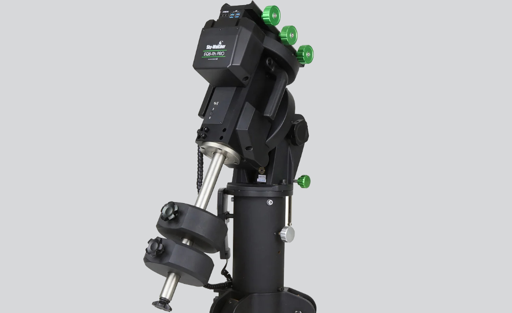 EQ8-R Pro front view